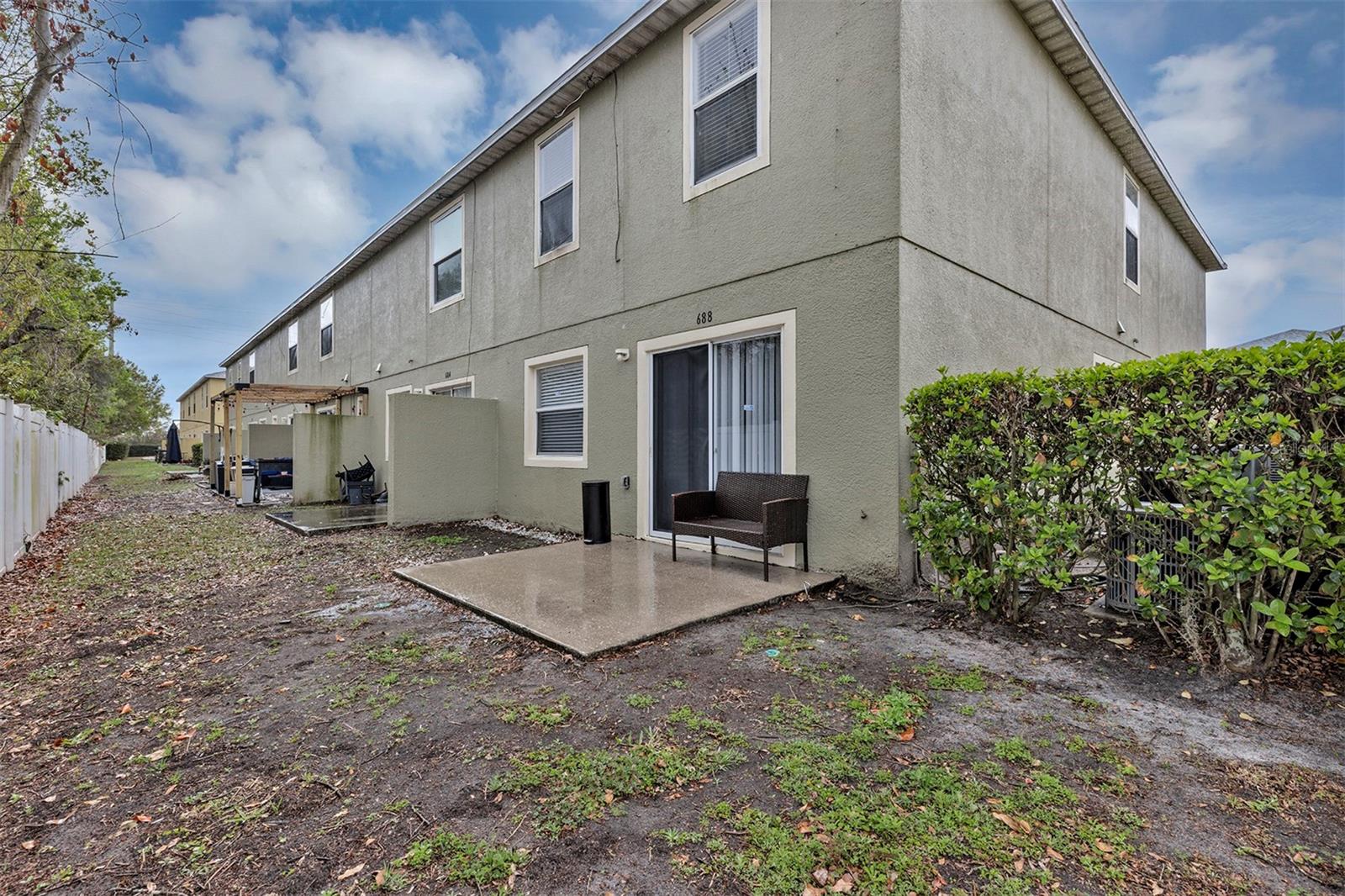 Image 5 of 30 For 688 Cresting Oak Circle 48