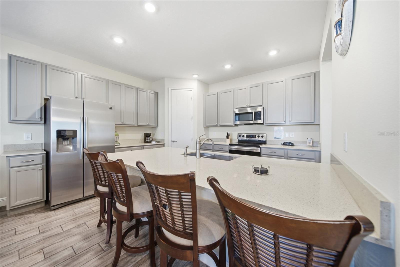 Image 21 of 64 For 8017 Surf Street