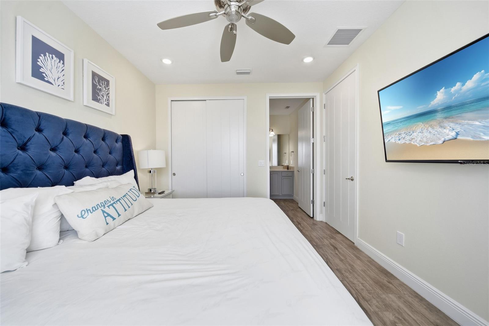 Image 29 of 64 For 8017 Surf Street