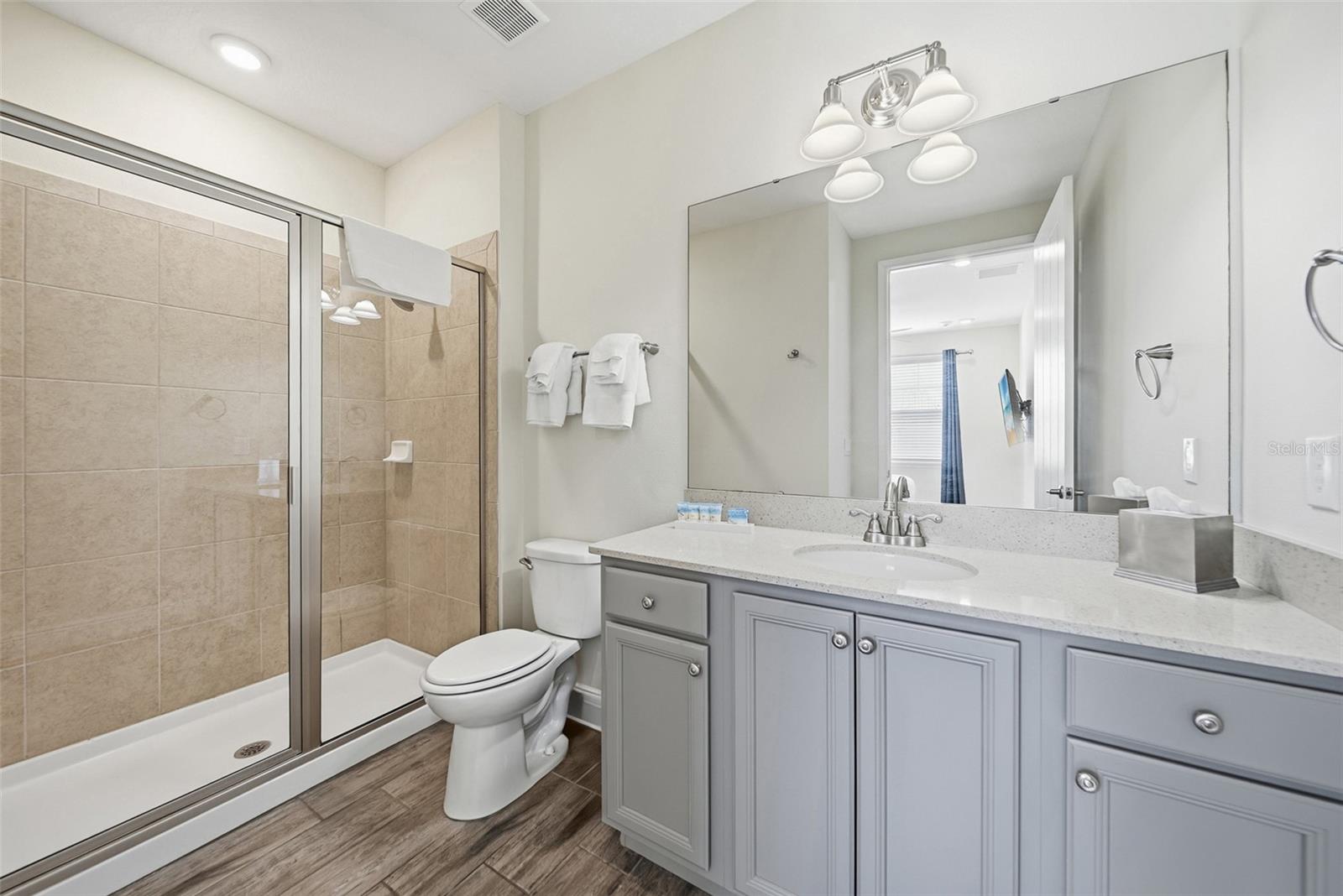 Image 30 of 64 For 8017 Surf Street