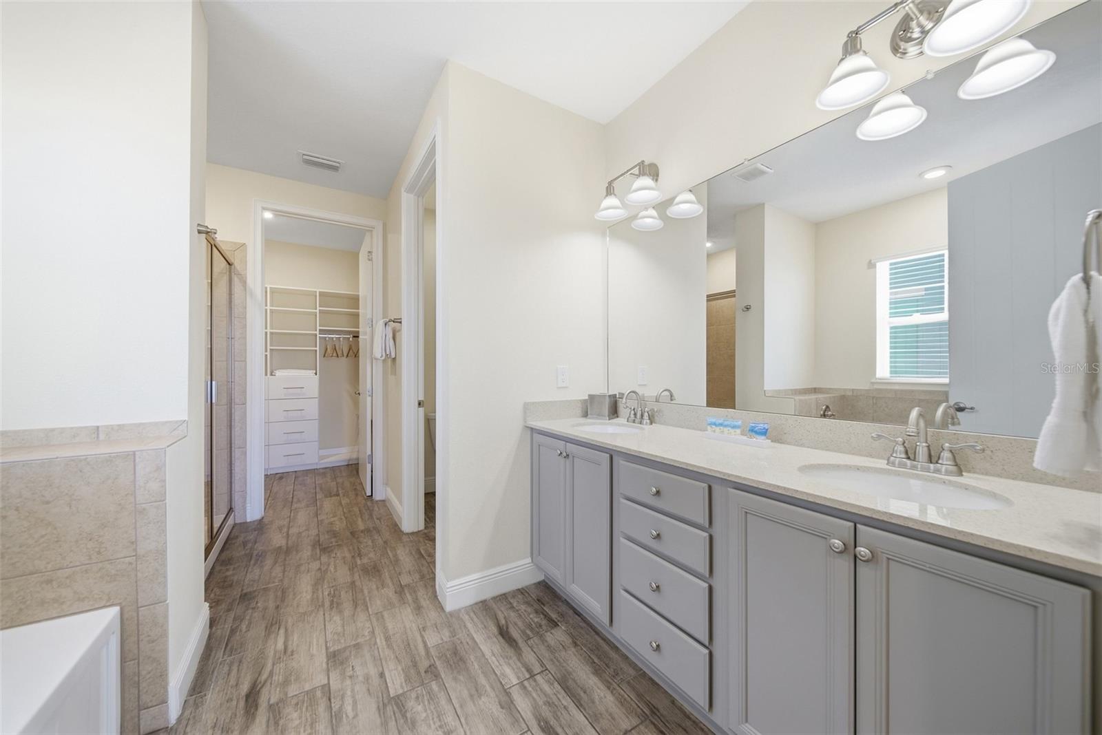 Image 46 of 64 For 8017 Surf Street