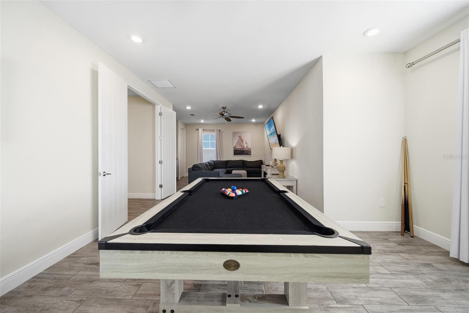 Image 52 of 64 For 8017 Surf Street