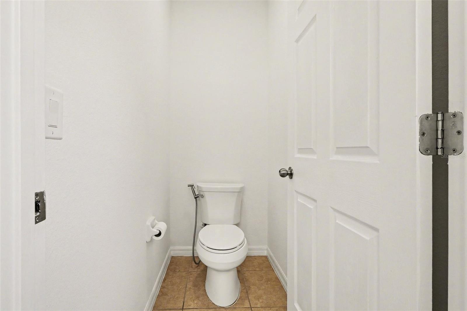 Image 25 of 39 For 622 Samuel  