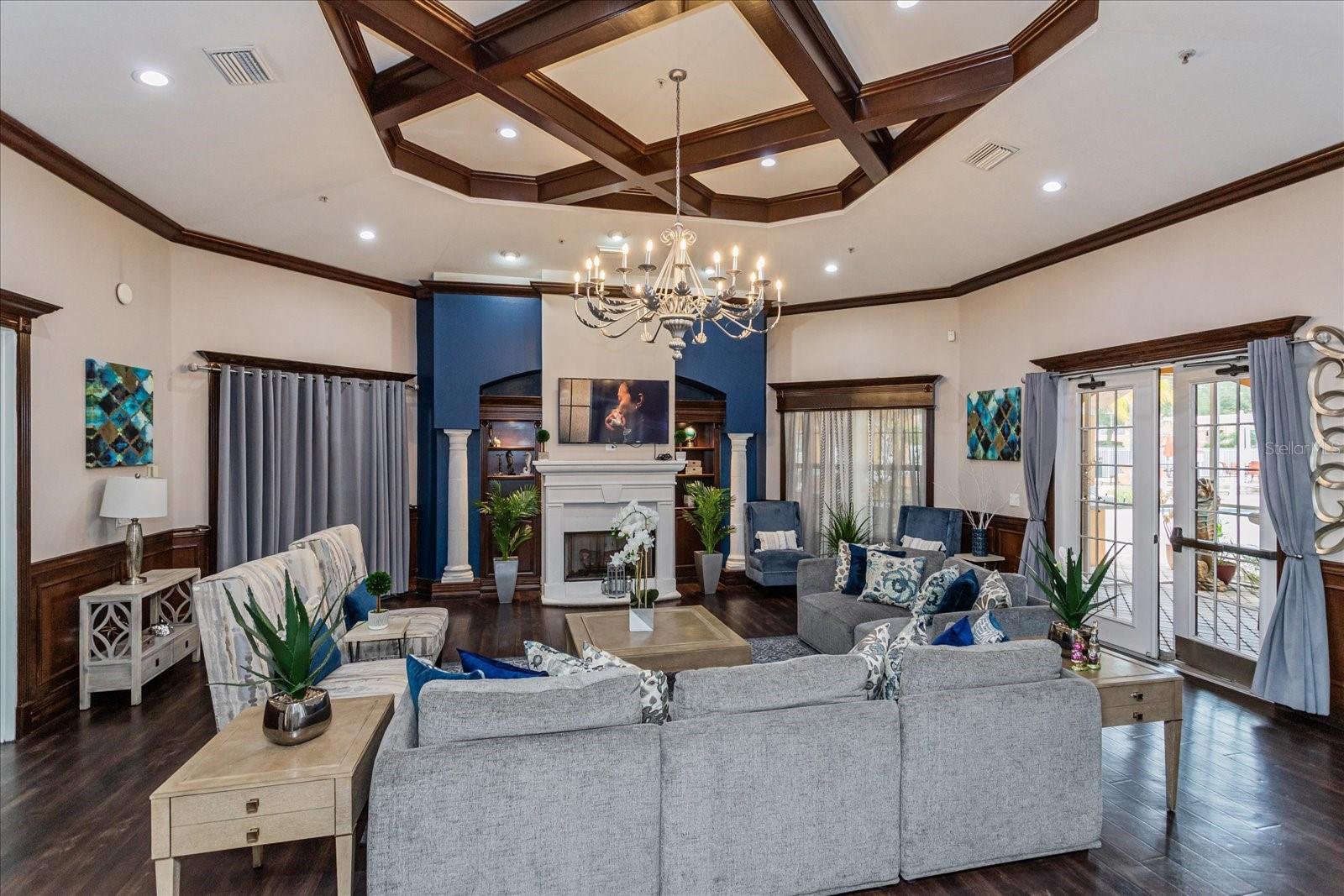 Image 16 of 25 For 5455 Vineland Road 3214