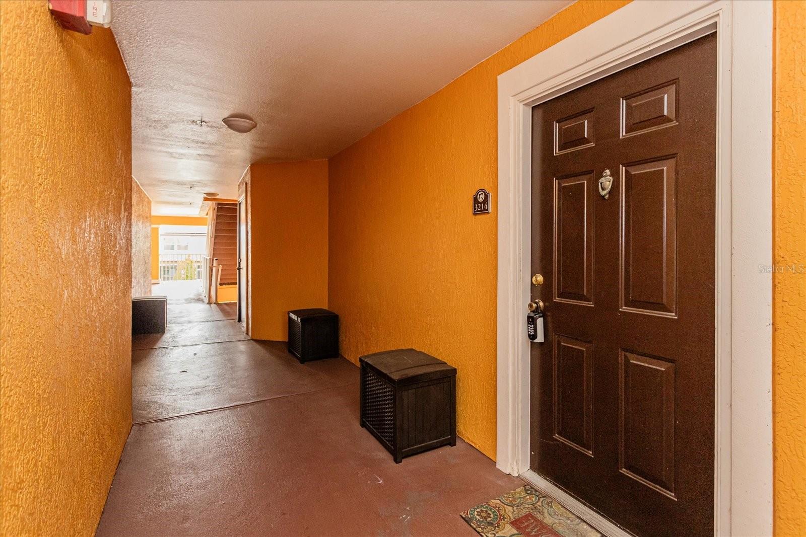 Image 2 of 25 For 5455 Vineland Road 3214