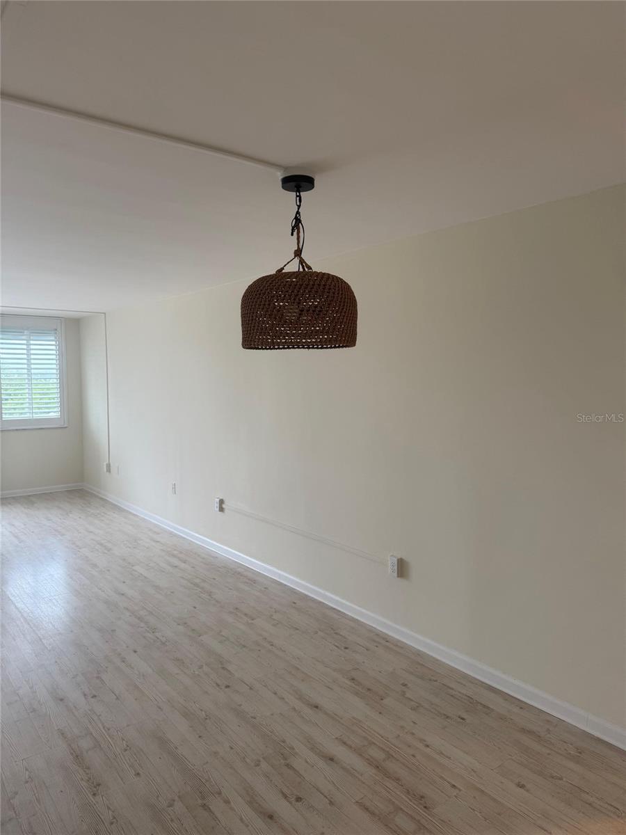 Image 10 of 41 For 925 Halifax Avenue 102