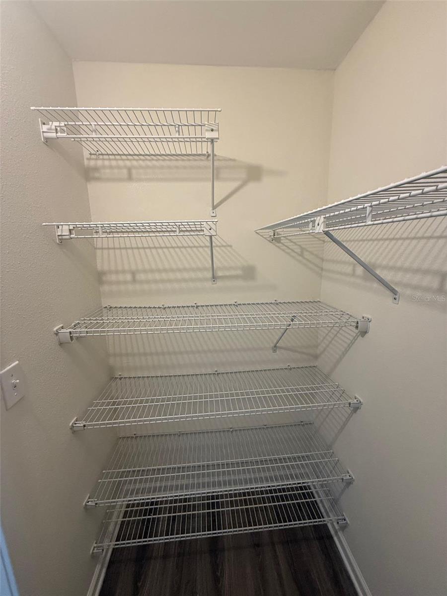 Image 24 of 41 For 925 Halifax Avenue 102