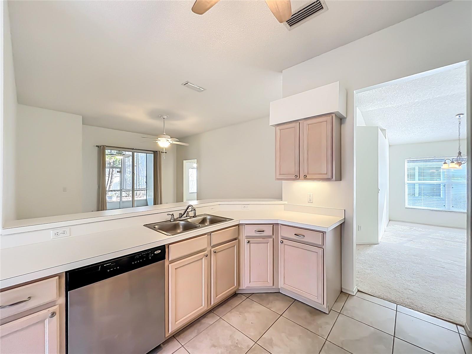 Image 19 of 63 For 791 Andover Circle