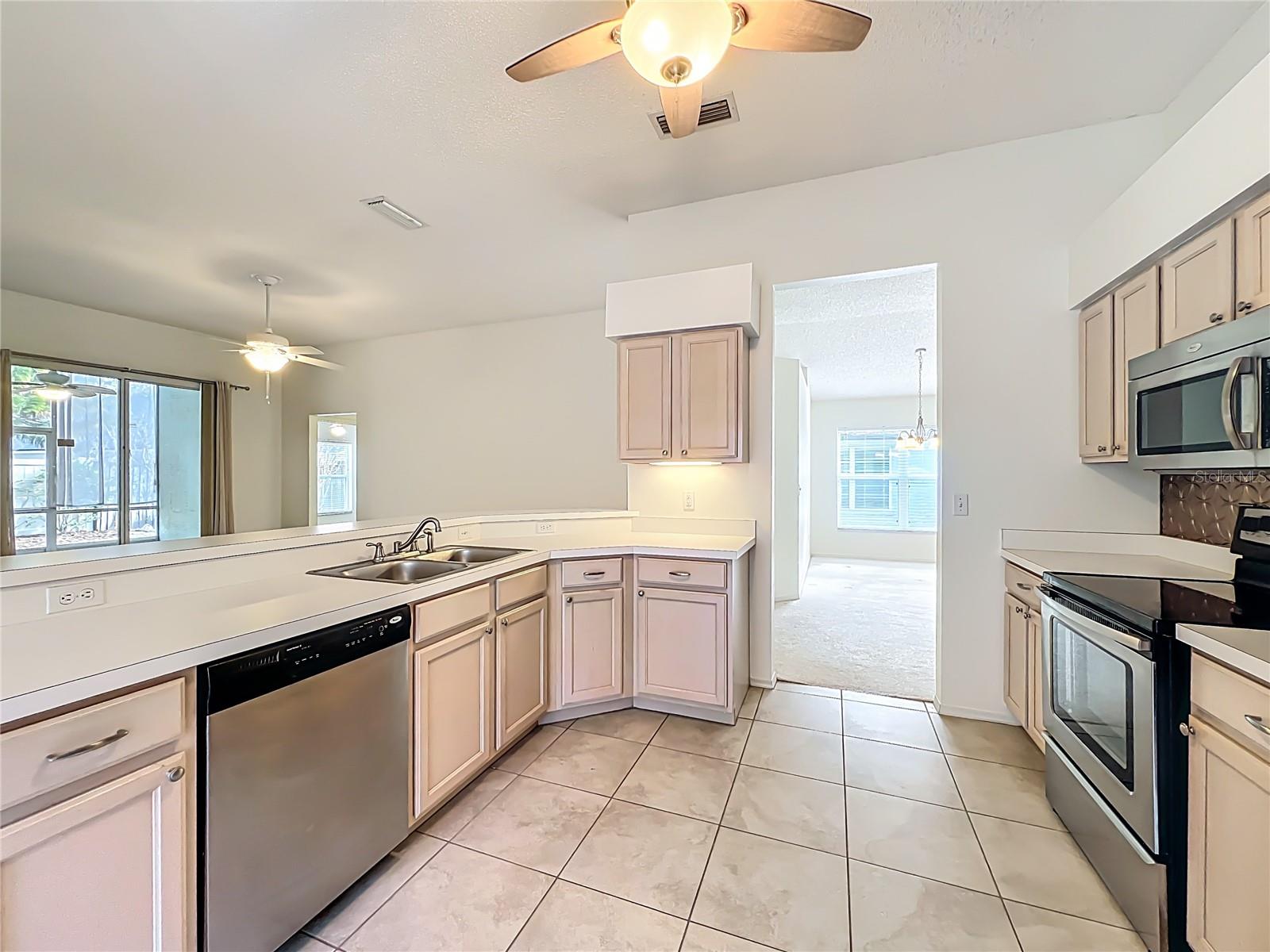 Image 20 of 63 For 791 Andover Circle