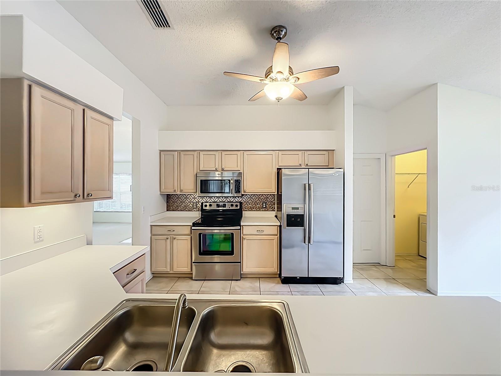 Image 30 of 63 For 791 Andover Circle