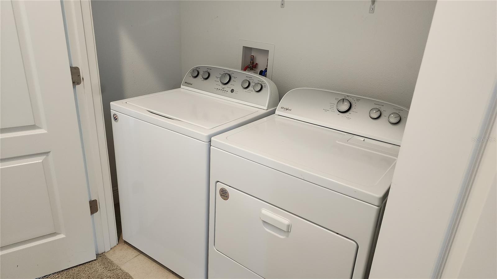 Image 14 of 25 For 952 Lobelia Drive