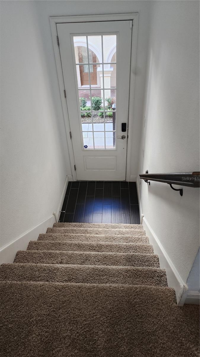 Image 15 of 25 For 952 Lobelia Drive