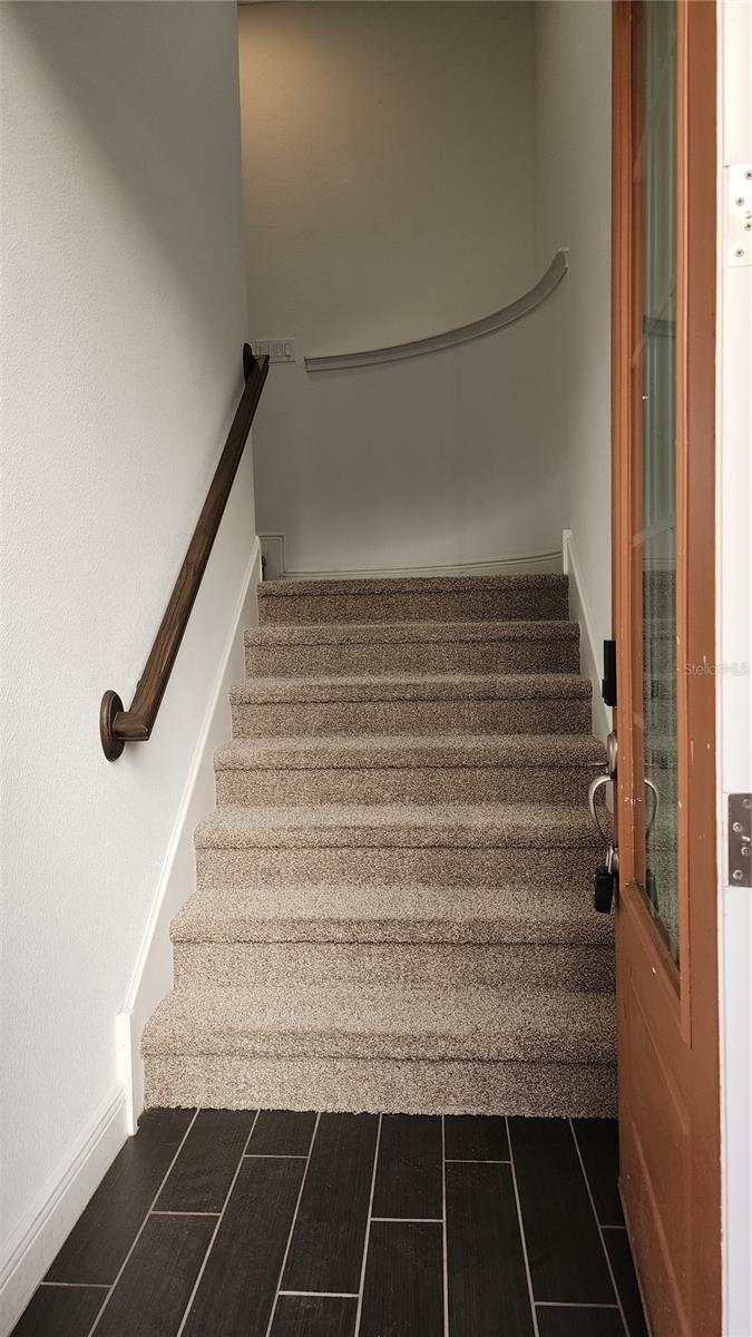 Image 22 of 25 For 952 Lobelia Drive