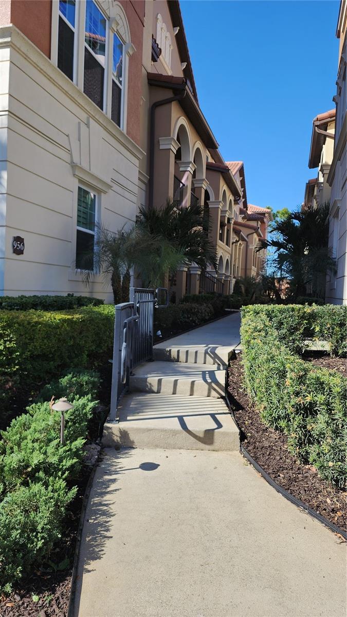 Image 25 of 25 For 952 Lobelia Drive