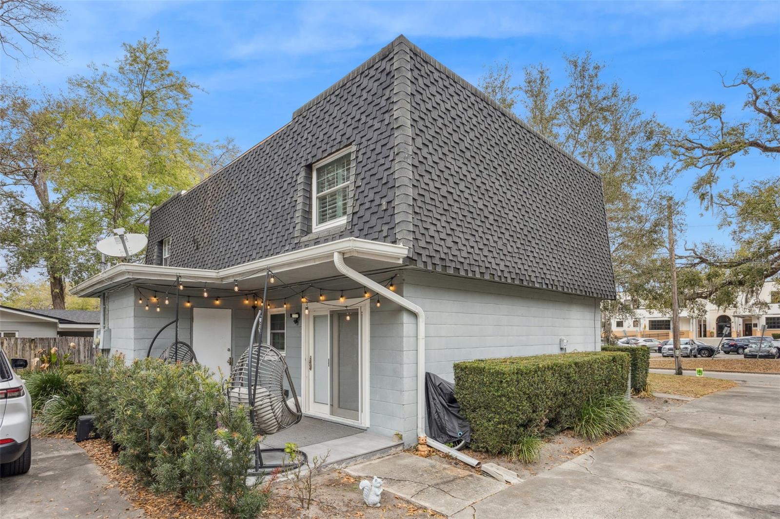 Image 4 of 30 For 2218 Elizabeth Avenue 3