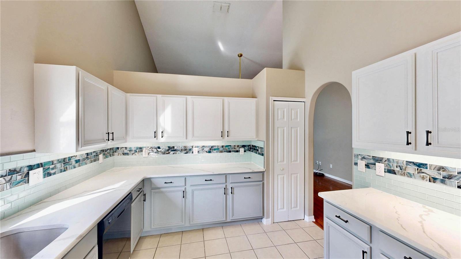 Image 31 of 45 For 3016 Crystal Creek Boulevard