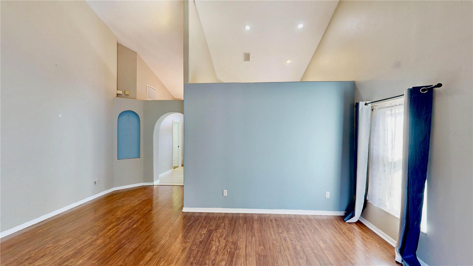 Image 32 of 45 For 3016 Crystal Creek Boulevard