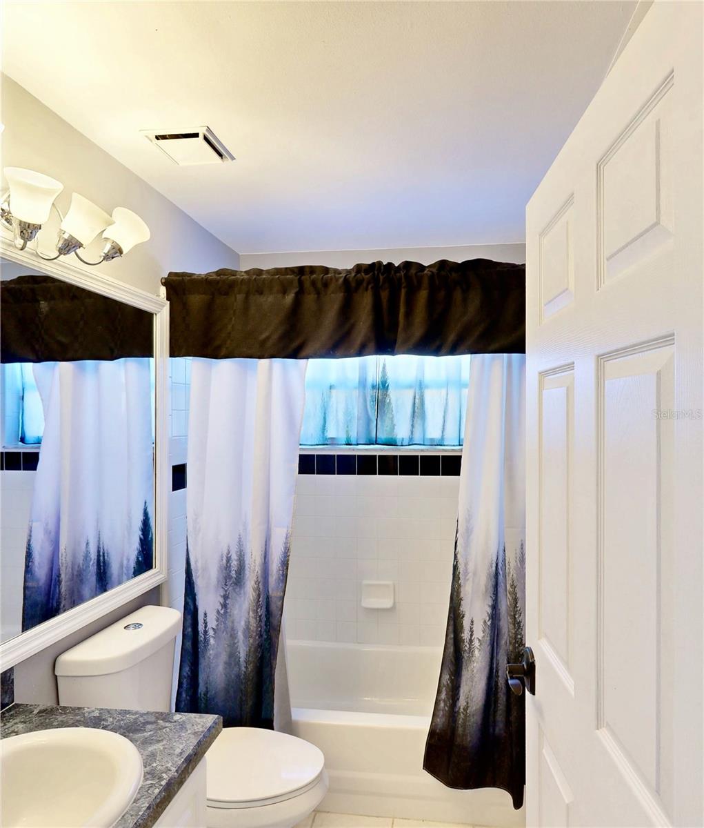 Image 38 of 45 For 3016 Crystal Creek Boulevard