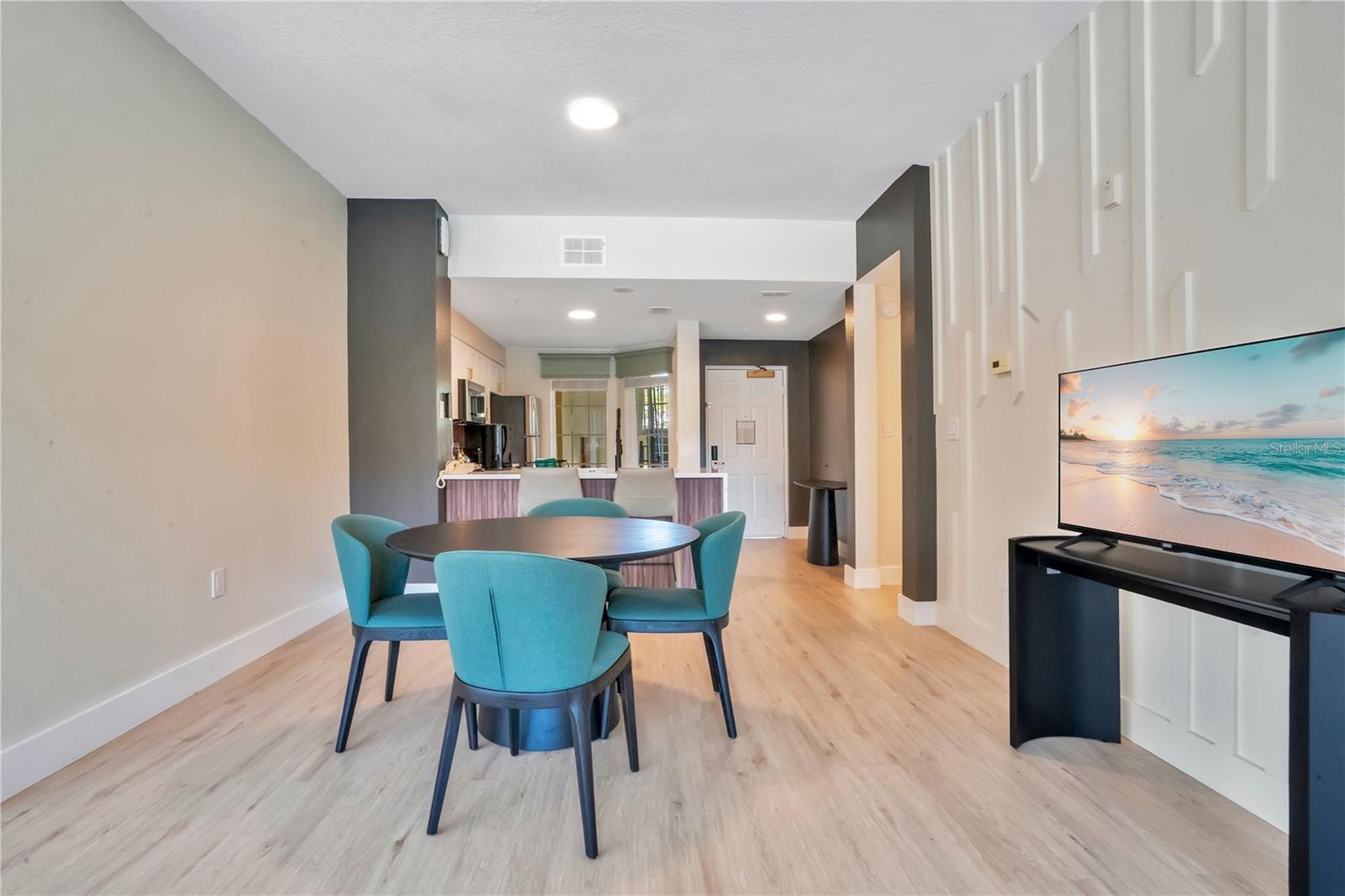 Image 15 of 33 For 8601 Worldquest Boulevard 3203