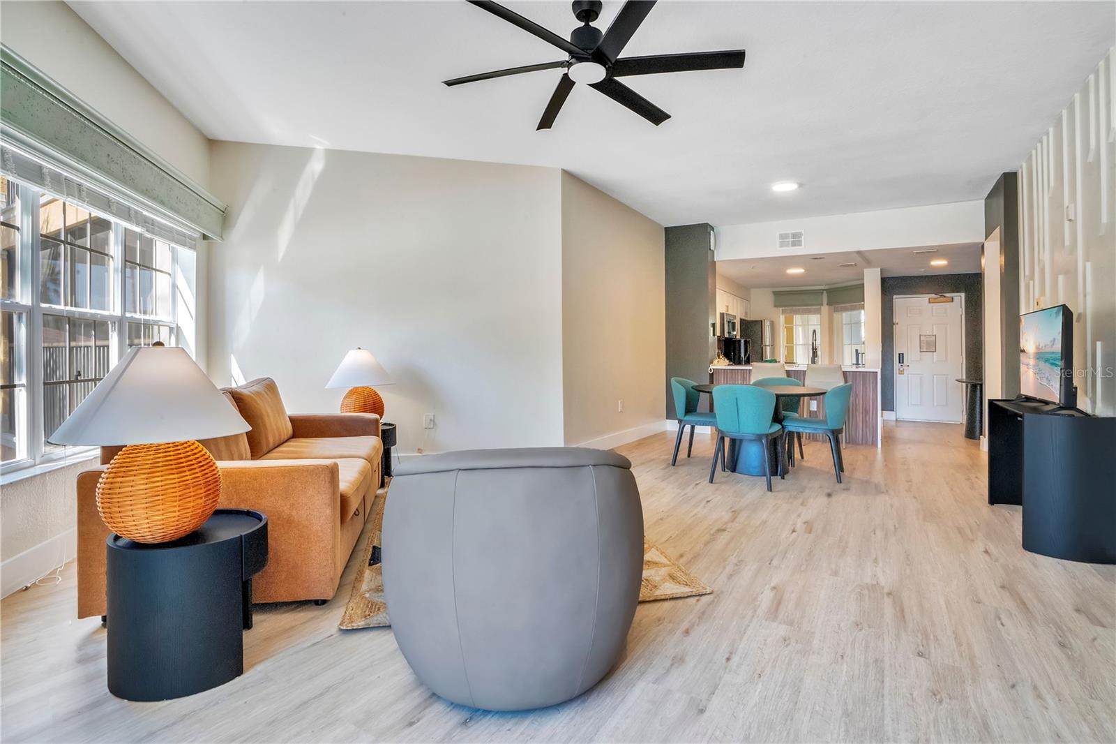 Image 19 of 33 For 8601 Worldquest Boulevard 3203