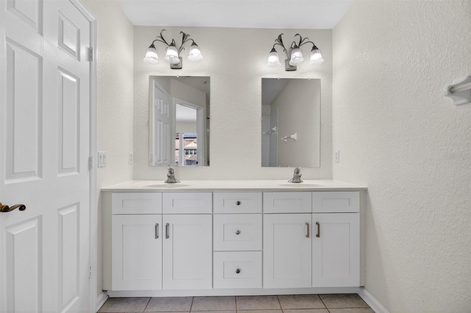 Image 16 of 29 For 3497 Shallot Drive 102