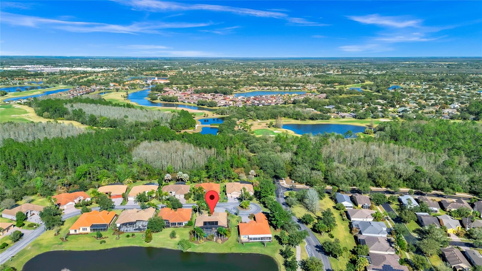 Listing photo id 37 for 1166 Cambria Bend