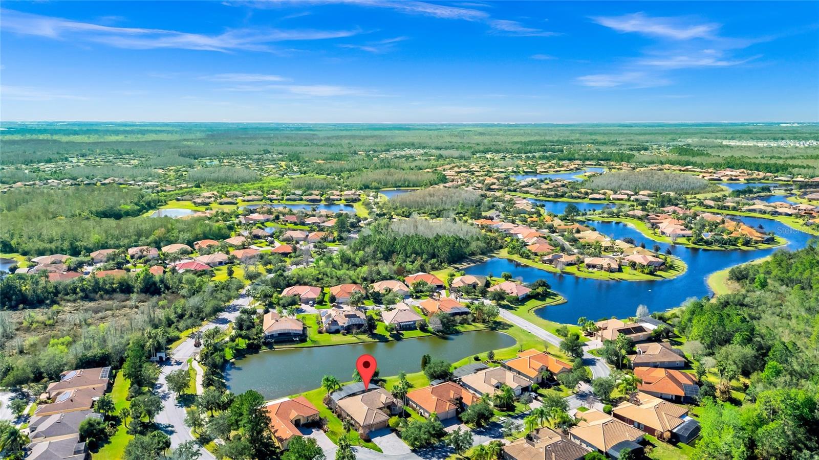 Listing photo id 39 for 1166 Cambria Bend