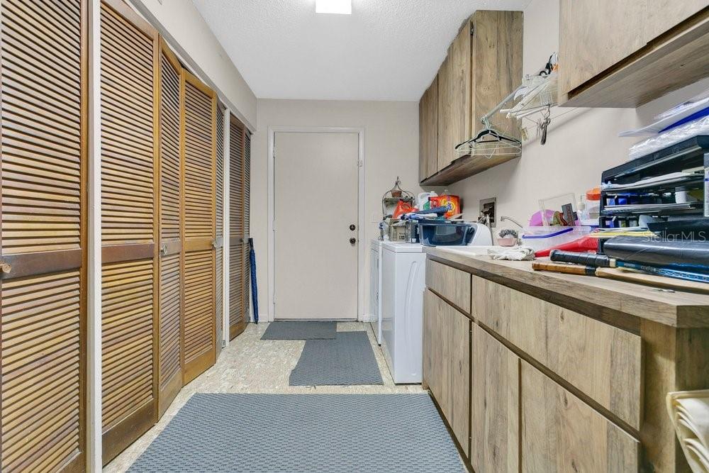 Image 20 of 26 For 2920 Cocovia Way