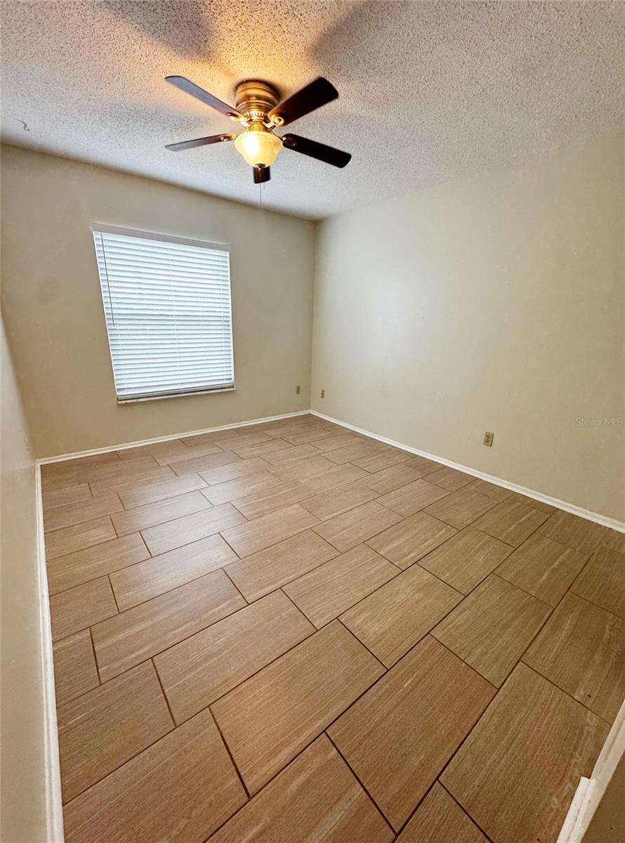 Image 17 of 23 For 12003 Sula Street