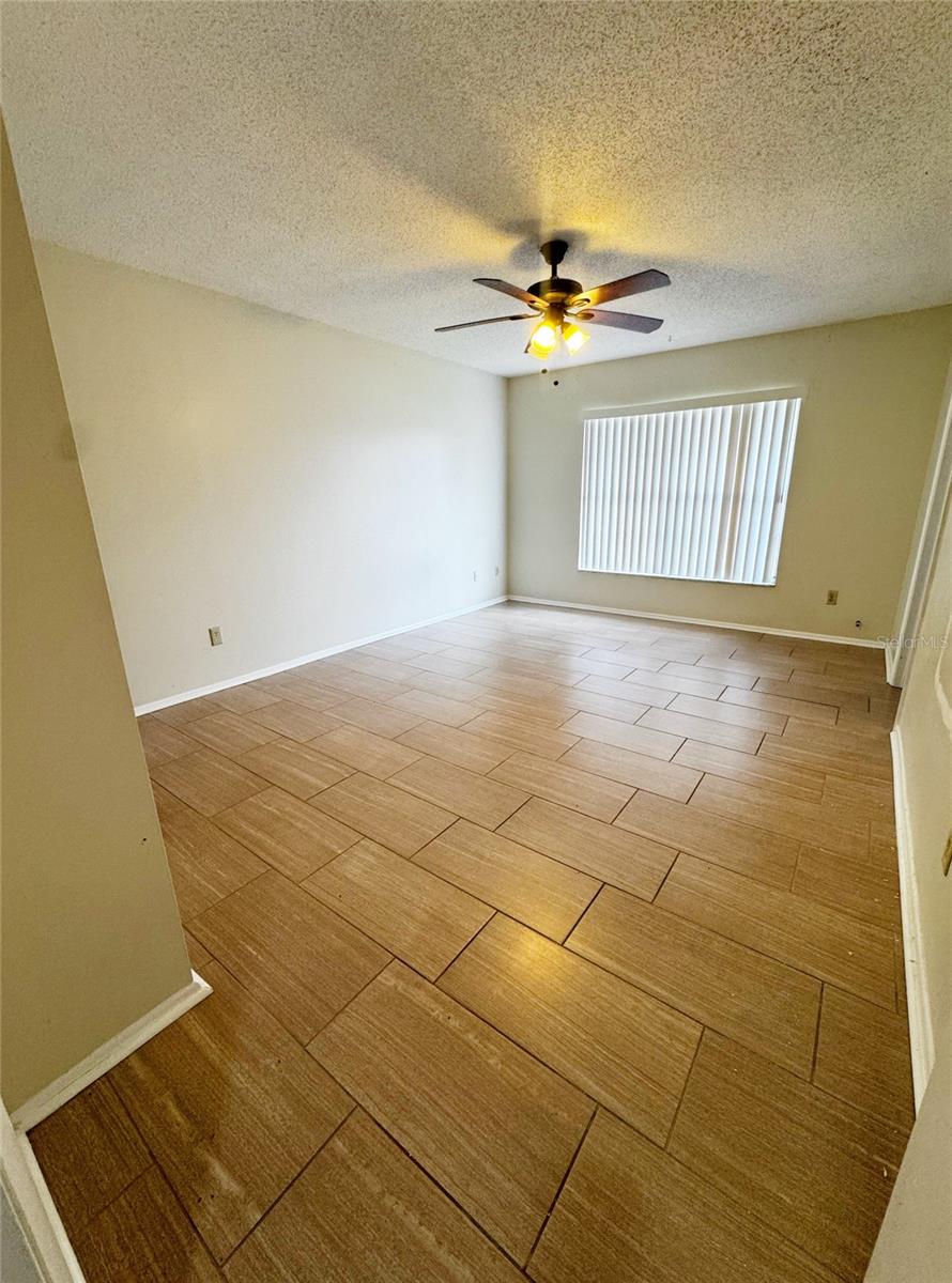 Image 18 of 23 For 12003 Sula Street