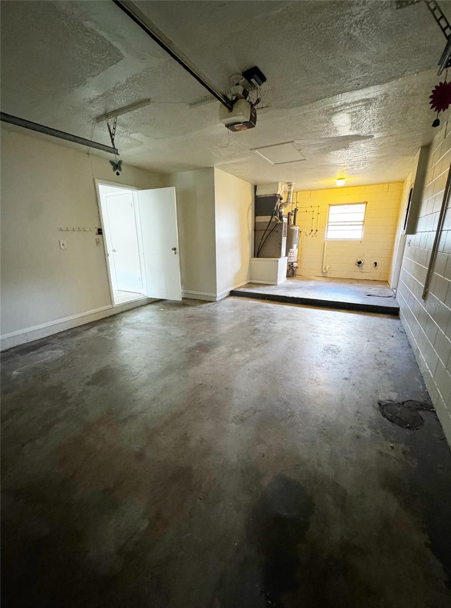 Image 21 of 23 For 12003 Sula Street