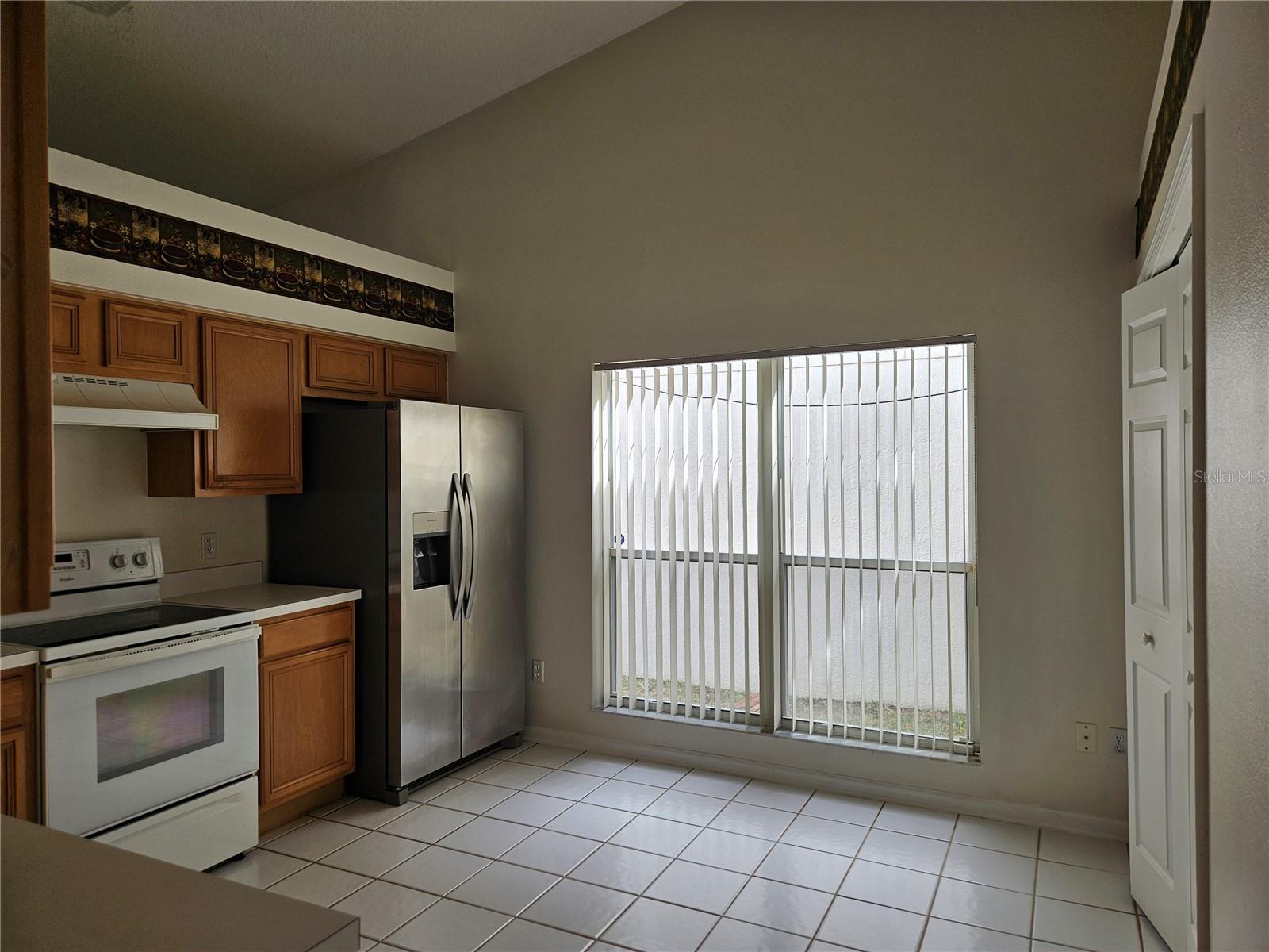 Image 11 of 15 For 394 Hanging Moss Circle