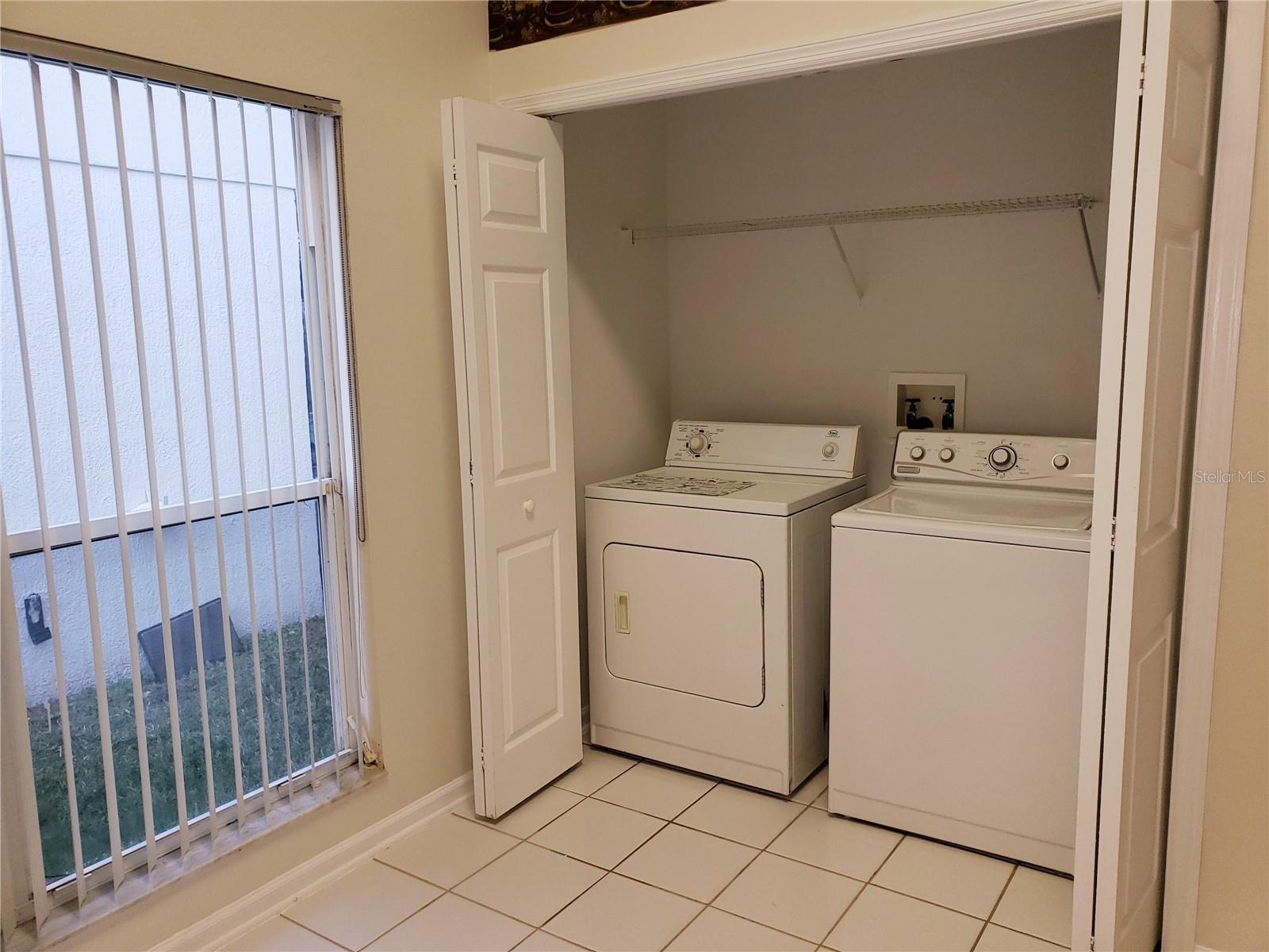 Image 13 of 15 For 394 Hanging Moss Circle