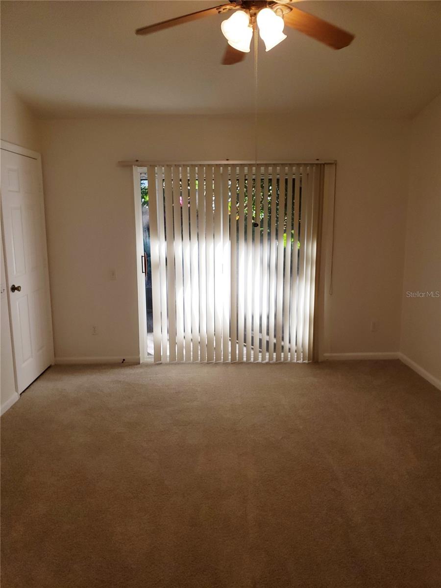 Image 6 of 15 For 394 Hanging Moss Circle