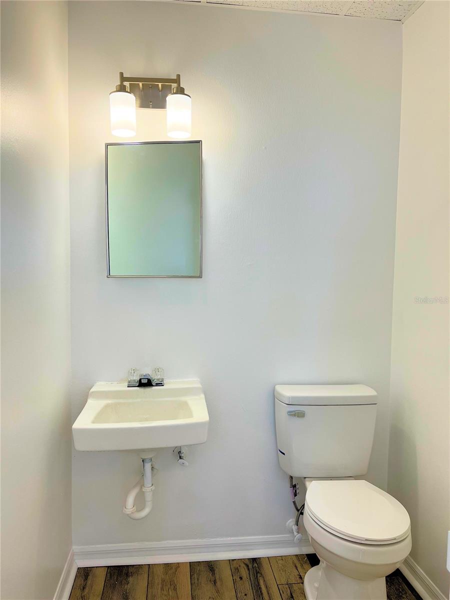 Image 6 of 7 For 2201 French Avenue