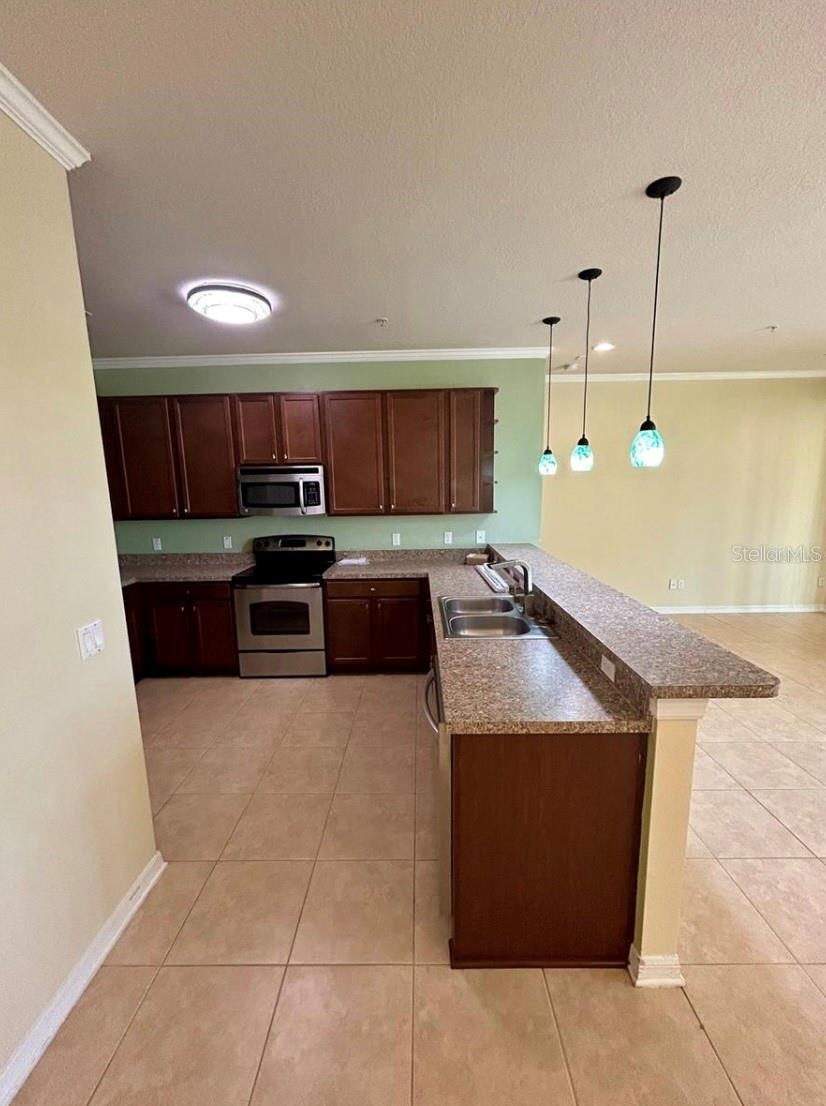 Image 5 of 15 For 1262 Glenleigh Drive