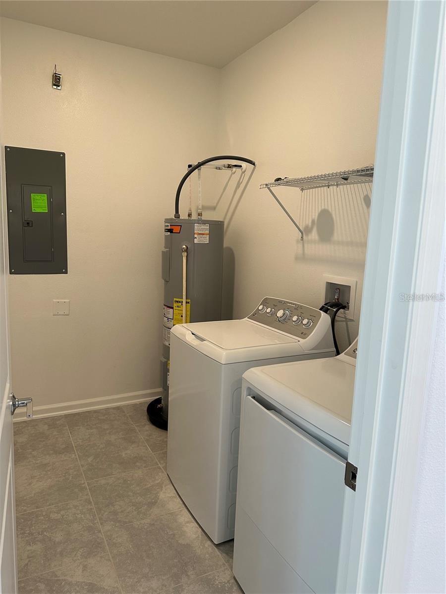 Image 18 of 21 For 15621 Water Spring Boulevard