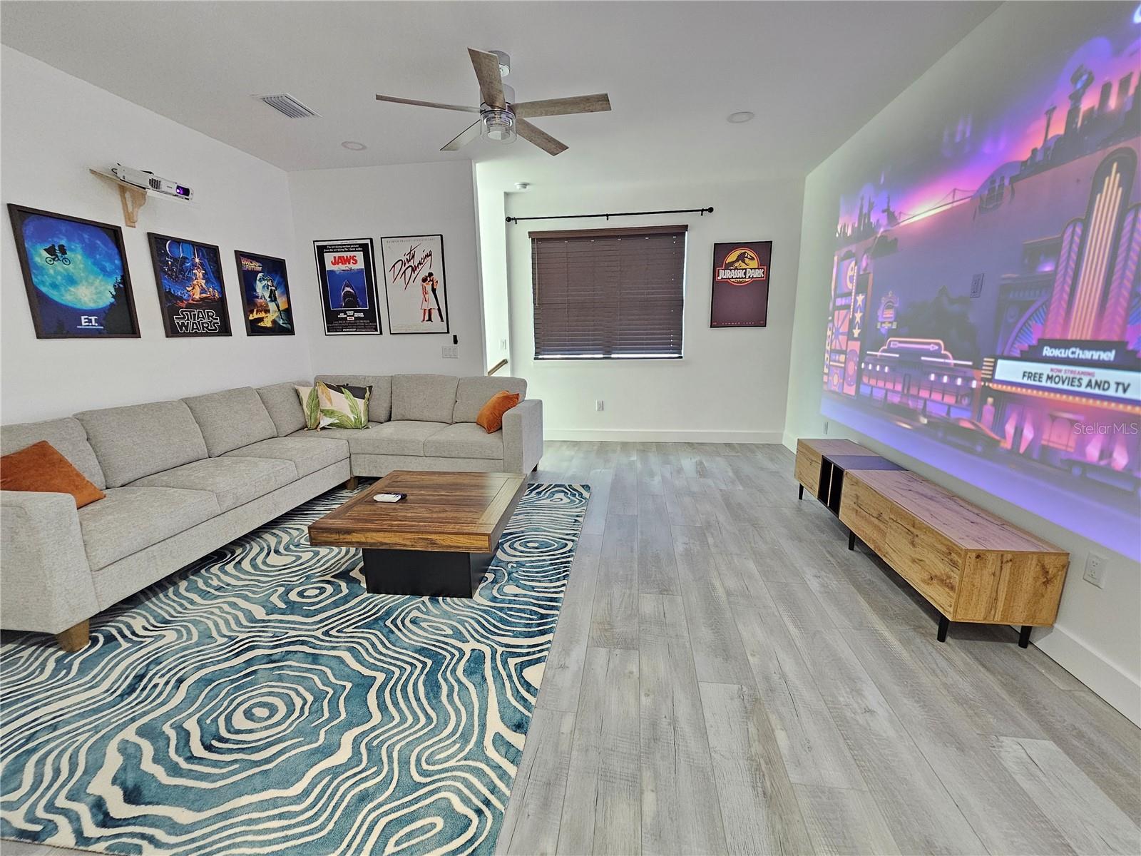 Image 15 of 65 For 2075 Jewell Avenue