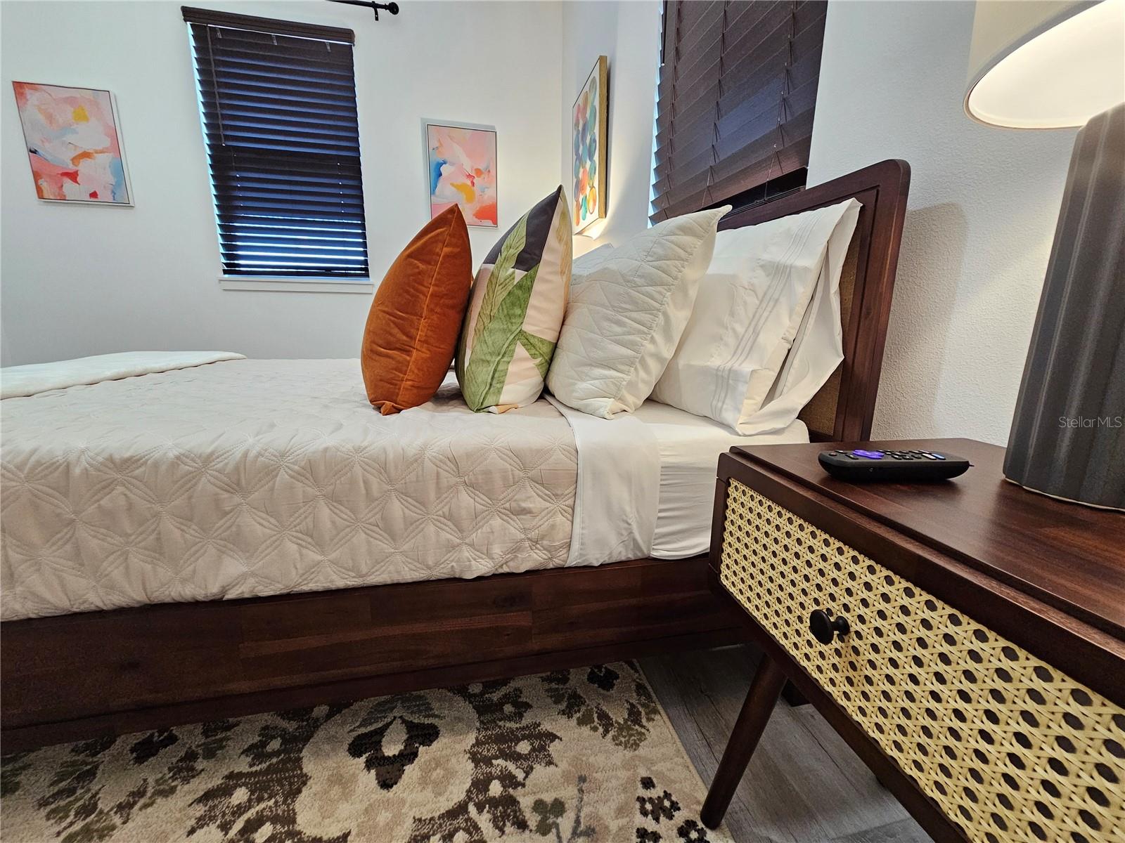 Image 19 of 65 For 2075 Jewell Avenue