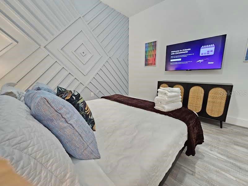 Image 32 of 65 For 2075 Jewell Avenue