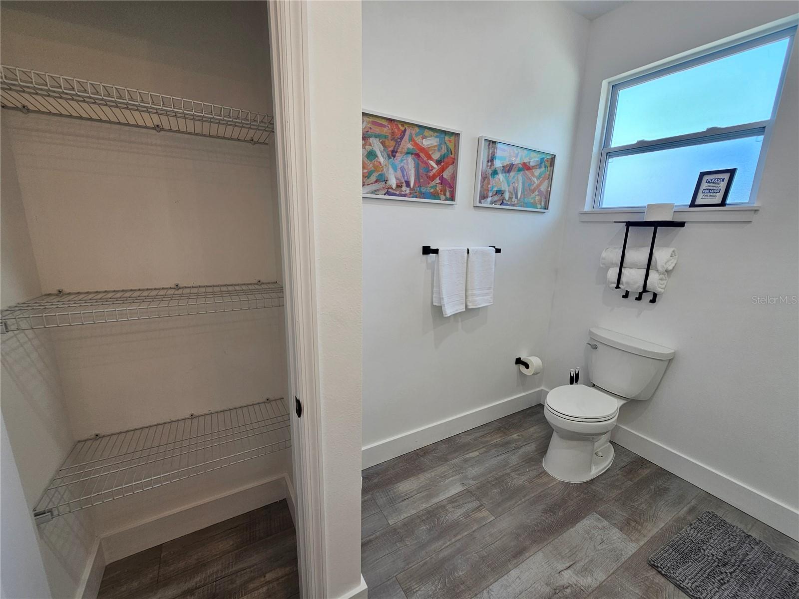 Image 38 of 65 For 2075 Jewell Avenue