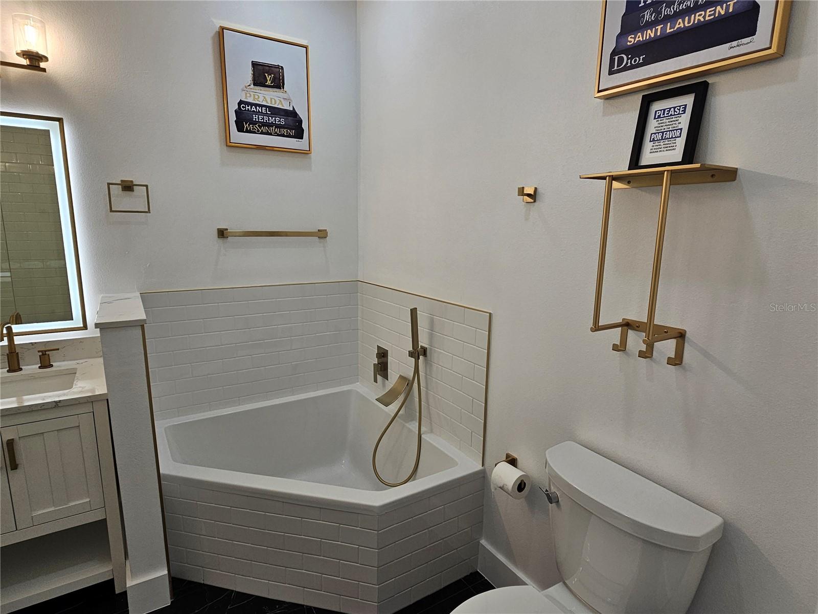 Image 48 of 65 For 2075 Jewell Avenue