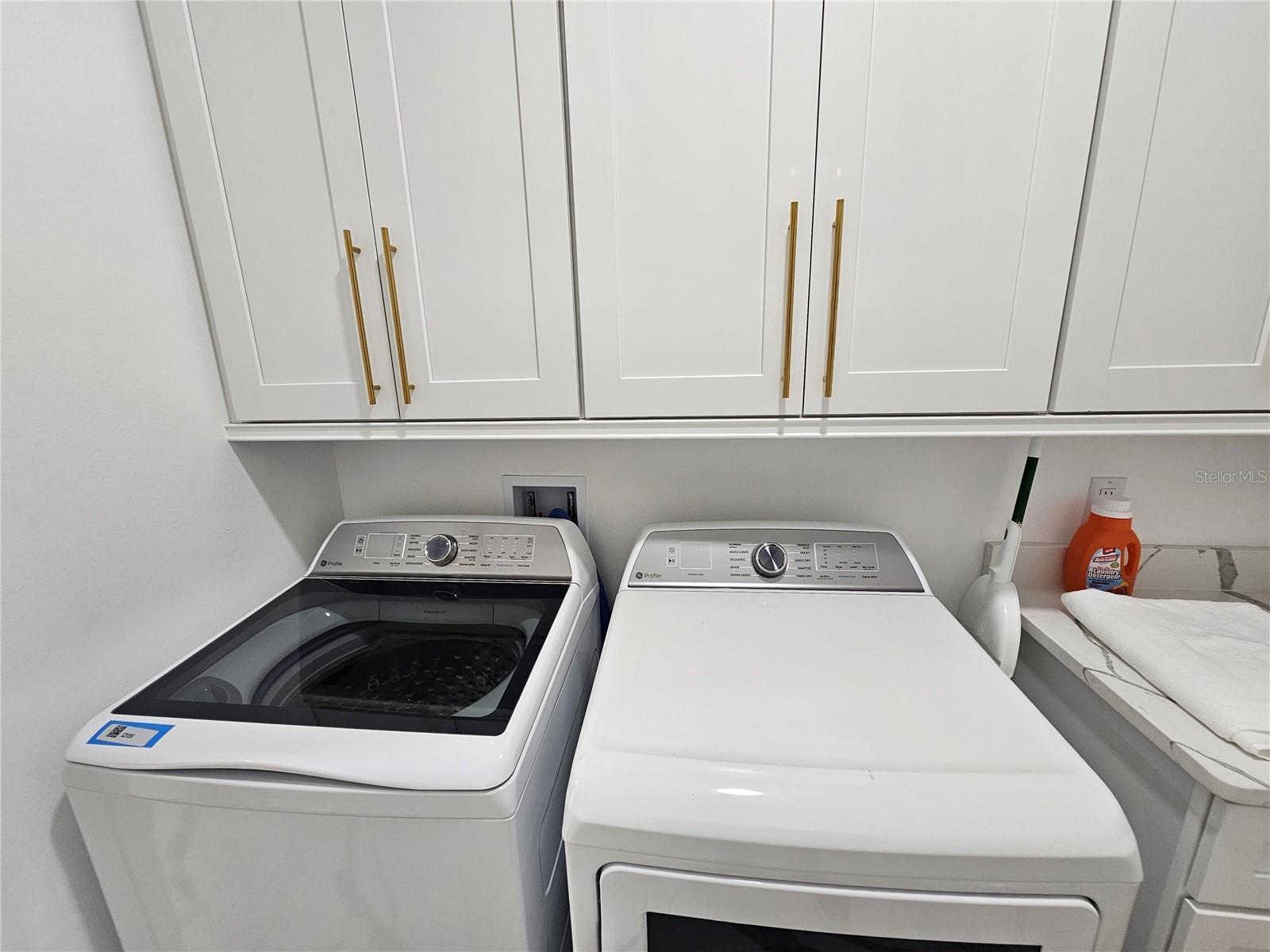 Image 59 of 65 For 2075 Jewell Avenue