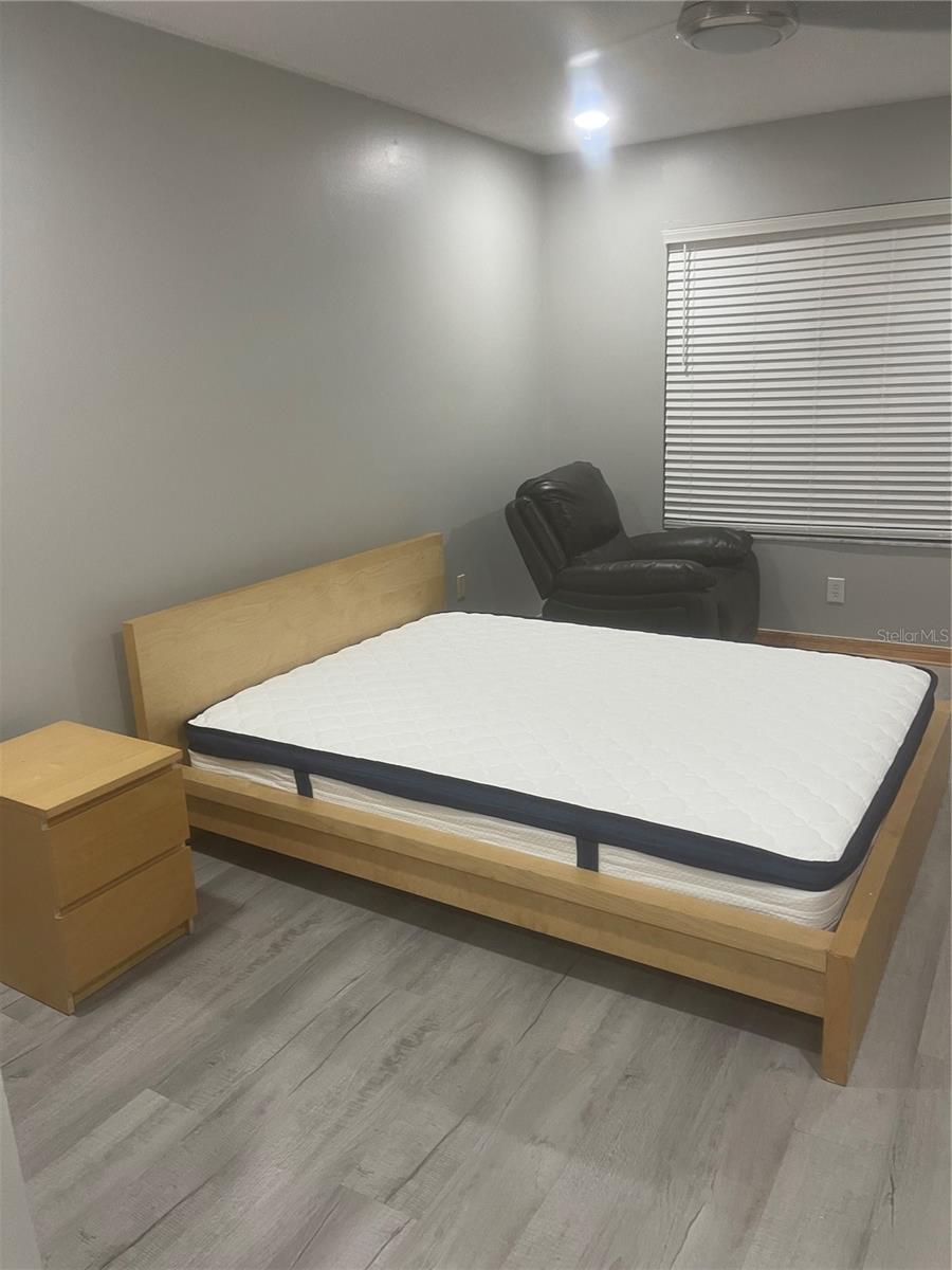 Image 3 of 4 For 4123 Player Circle 509