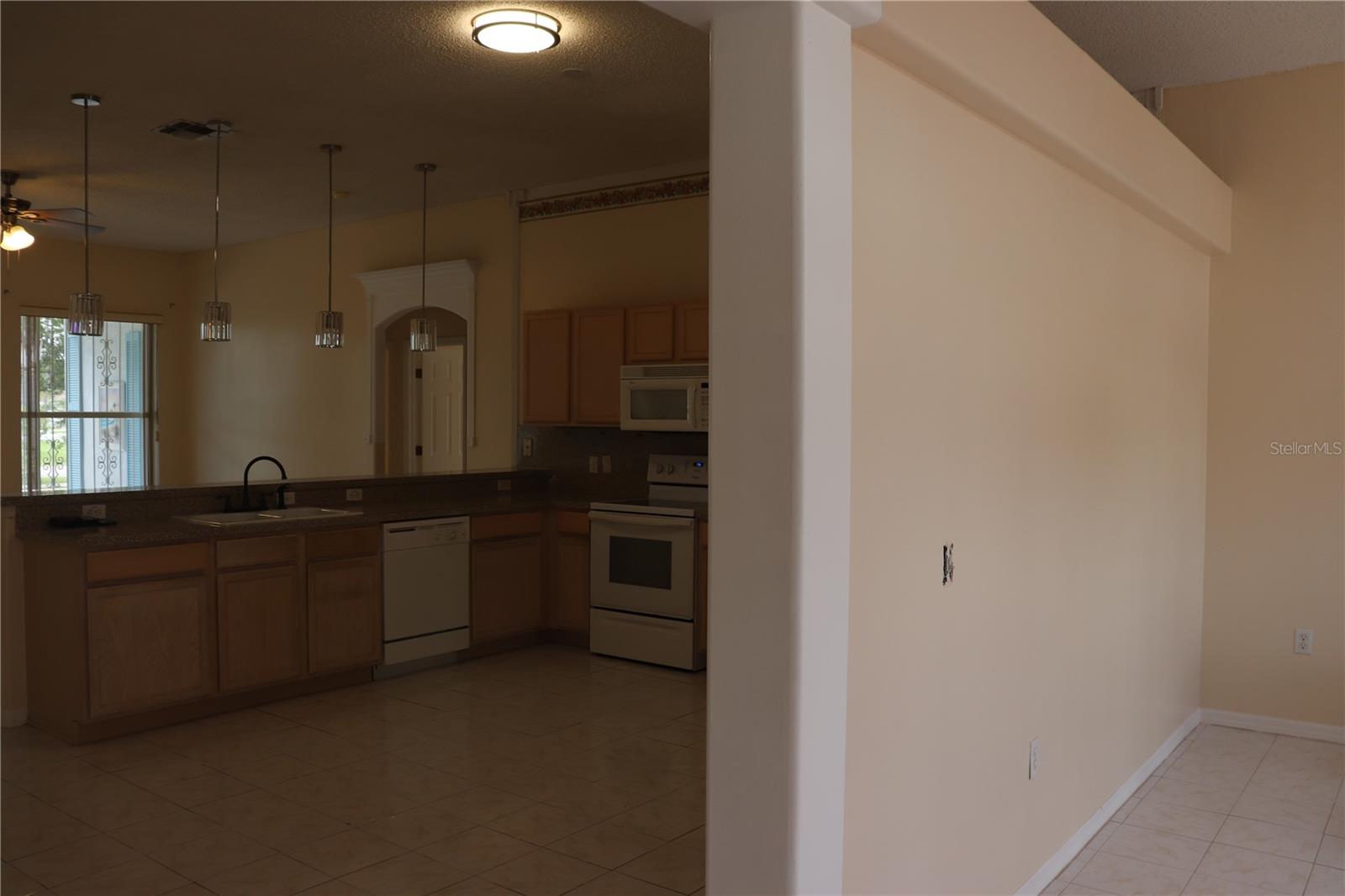 Image 11 of 38 For 413 Martigues Drive