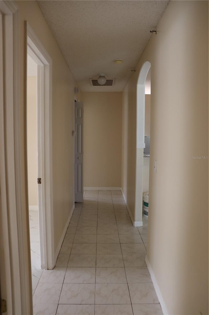 Image 18 of 38 For 413 Martigues Drive