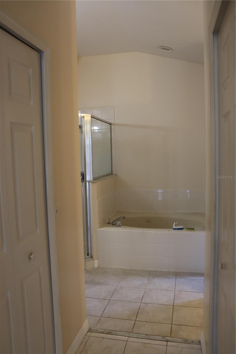 Image 28 of 38 For 413 Martigues Drive