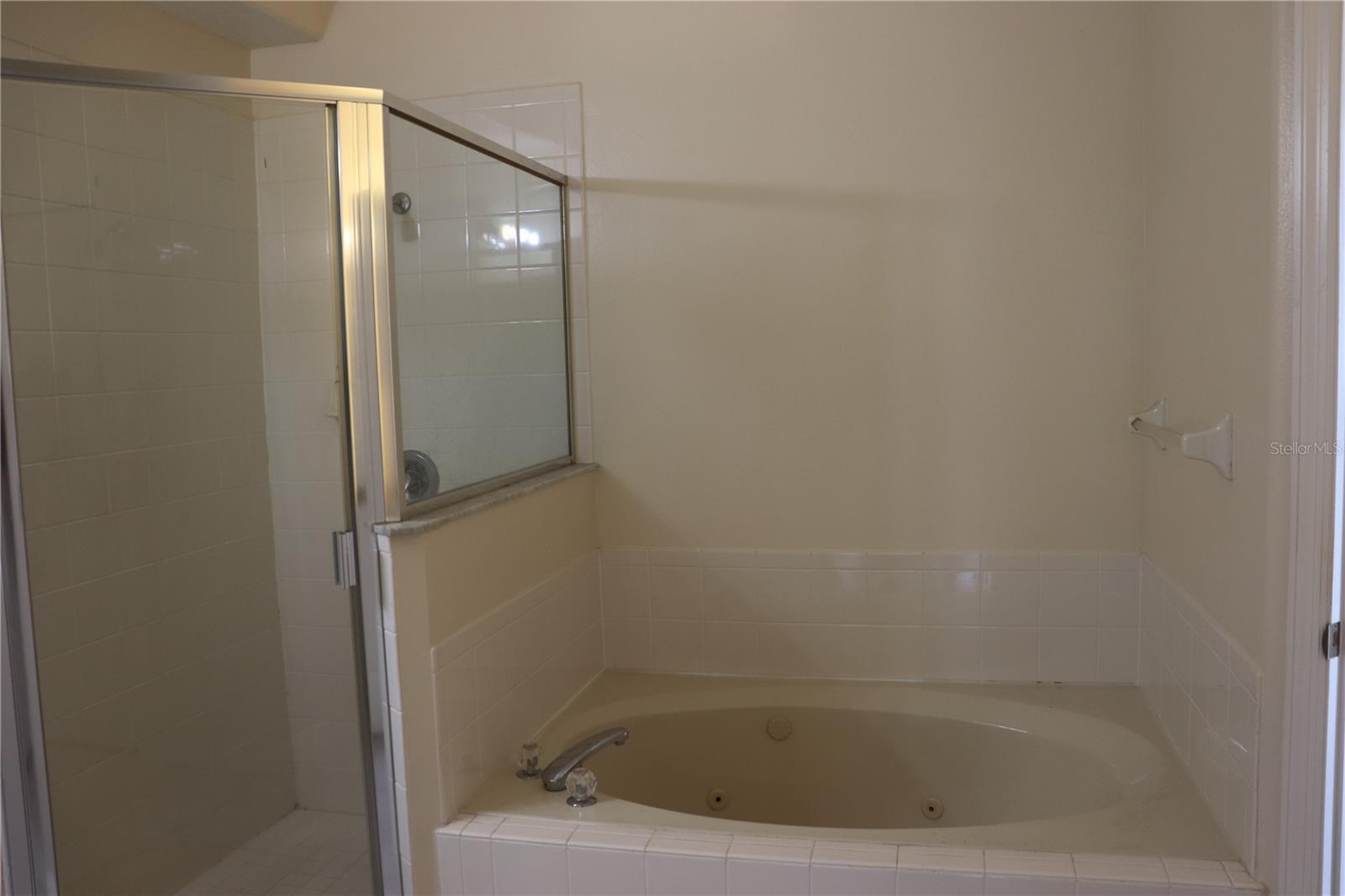 Image 31 of 38 For 413 Martigues Drive