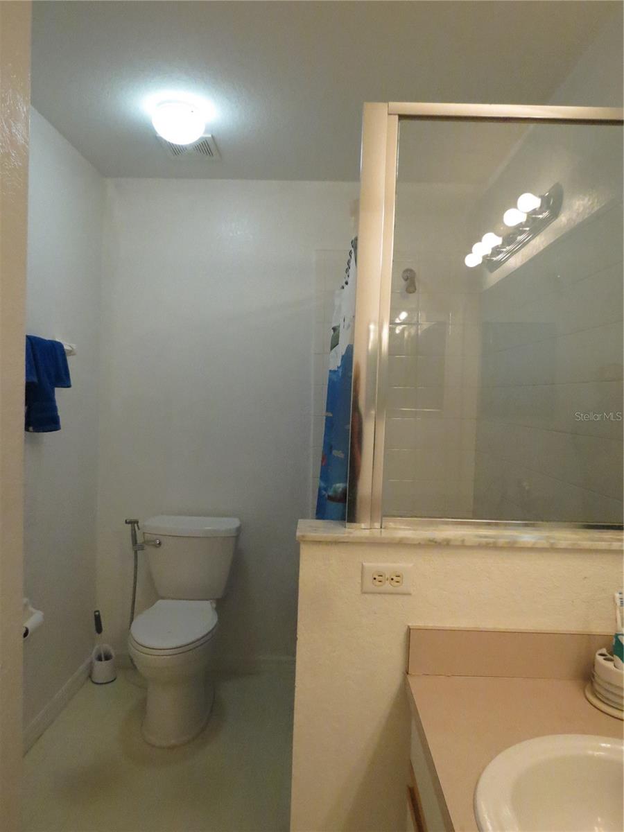 Image 32 of 45 For 151 Pinewood Drive