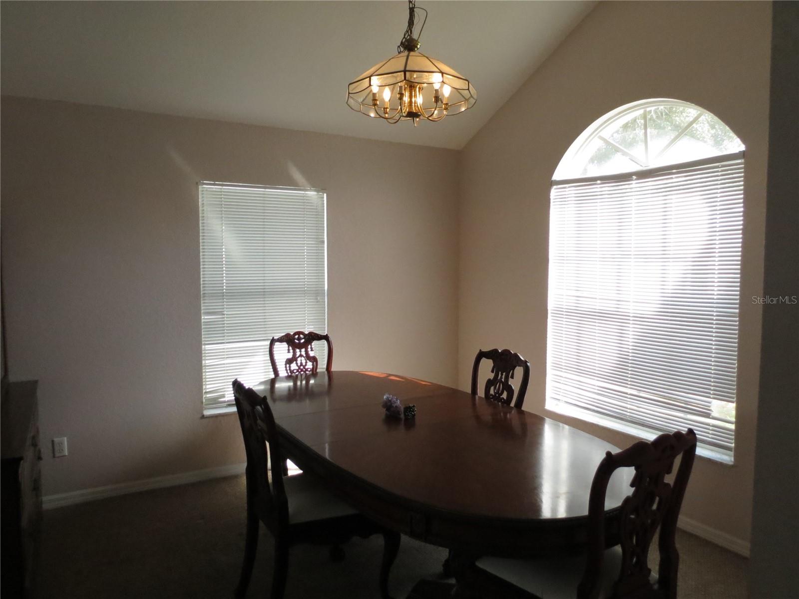 Image 4 of 45 For 151 Pinewood Drive